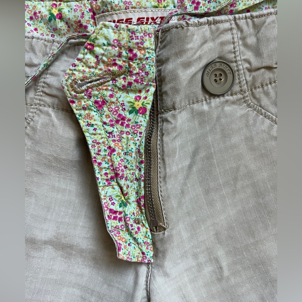 VINTAGE VTG Miss Sixty Khaki Cargo Capri Pants With Floral Detail Size 27 - Picture 6 of 8